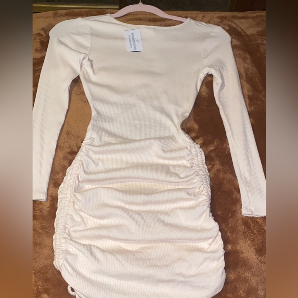 NEW DRESS !!! - Picture 2 of 2
